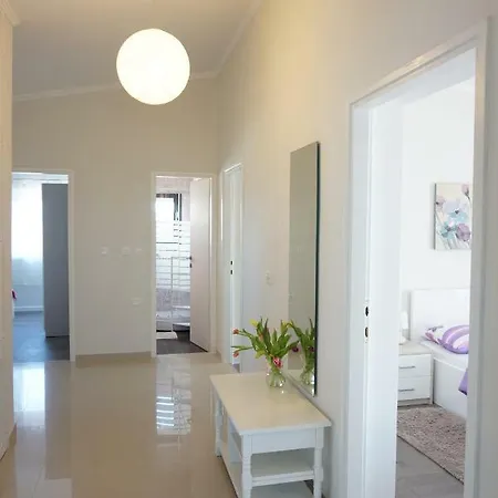 Апартаменти Sunset Задар